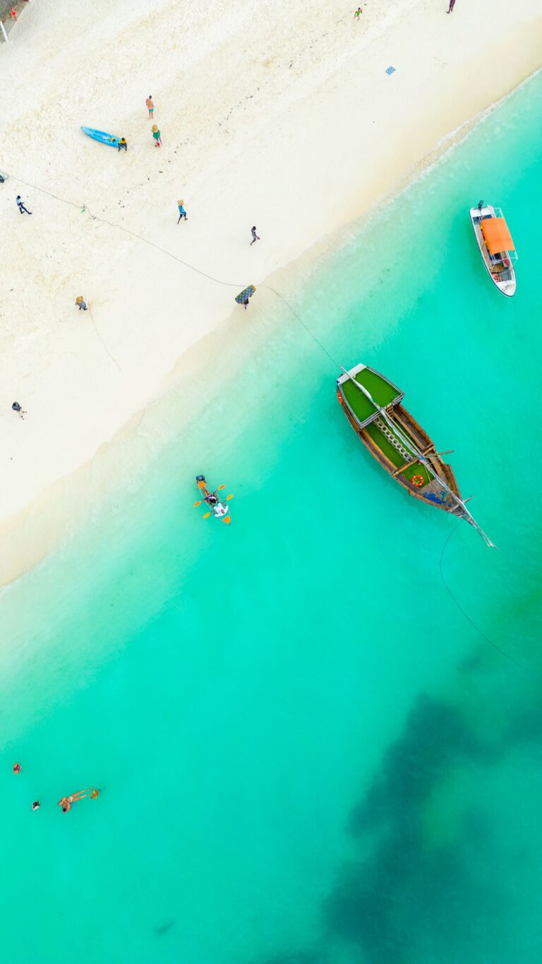 10-Day Safari & Zanzibar Beach Combo