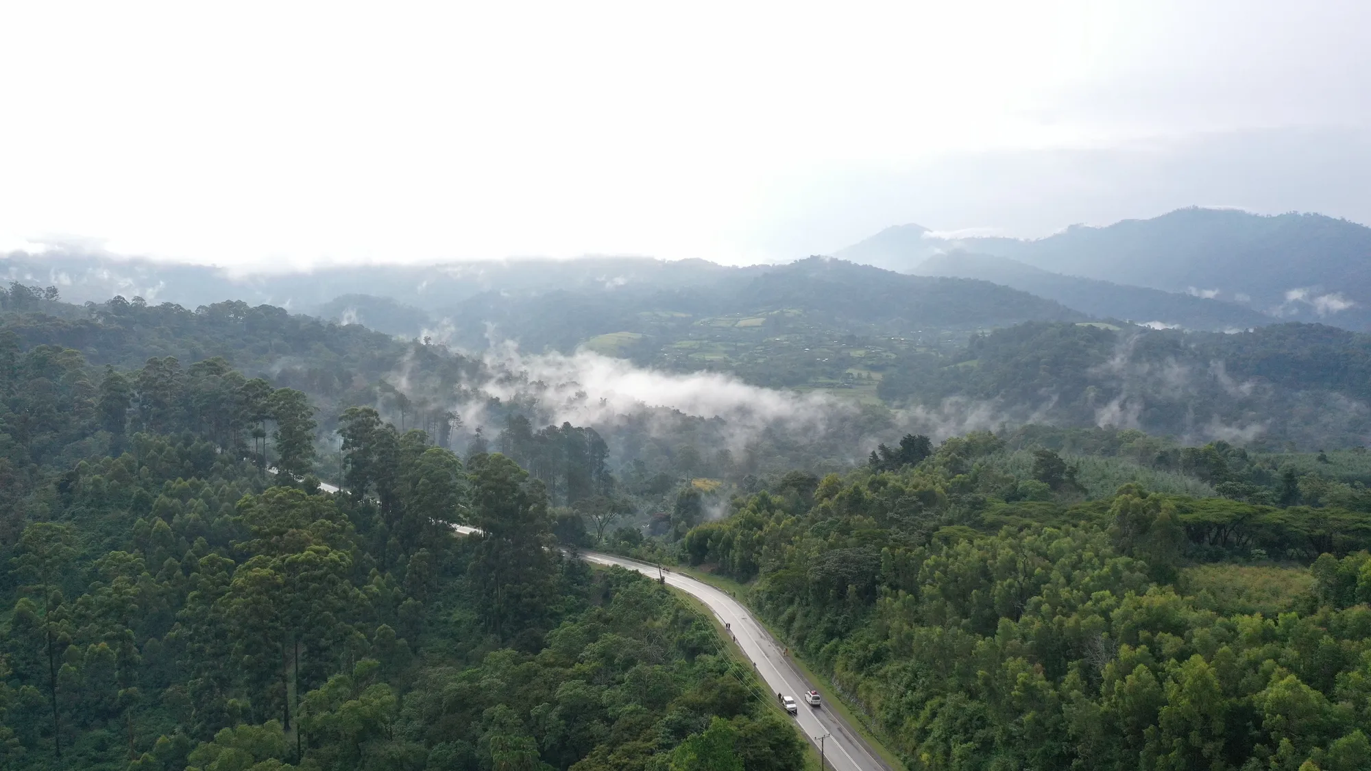 Kigali Airport to Volcanoes guide